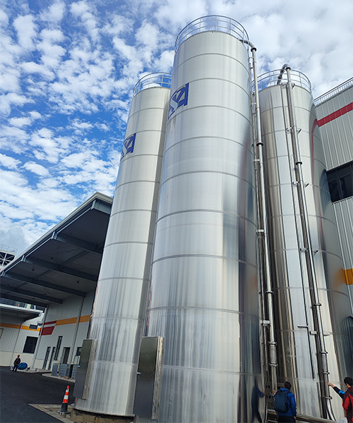 Niasi Outdoor Storage Silo untuk Bahan Baku Plastik