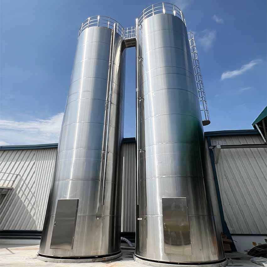 Silo penyimpanan luar ruangan dengan sistem pergudangan cerdas